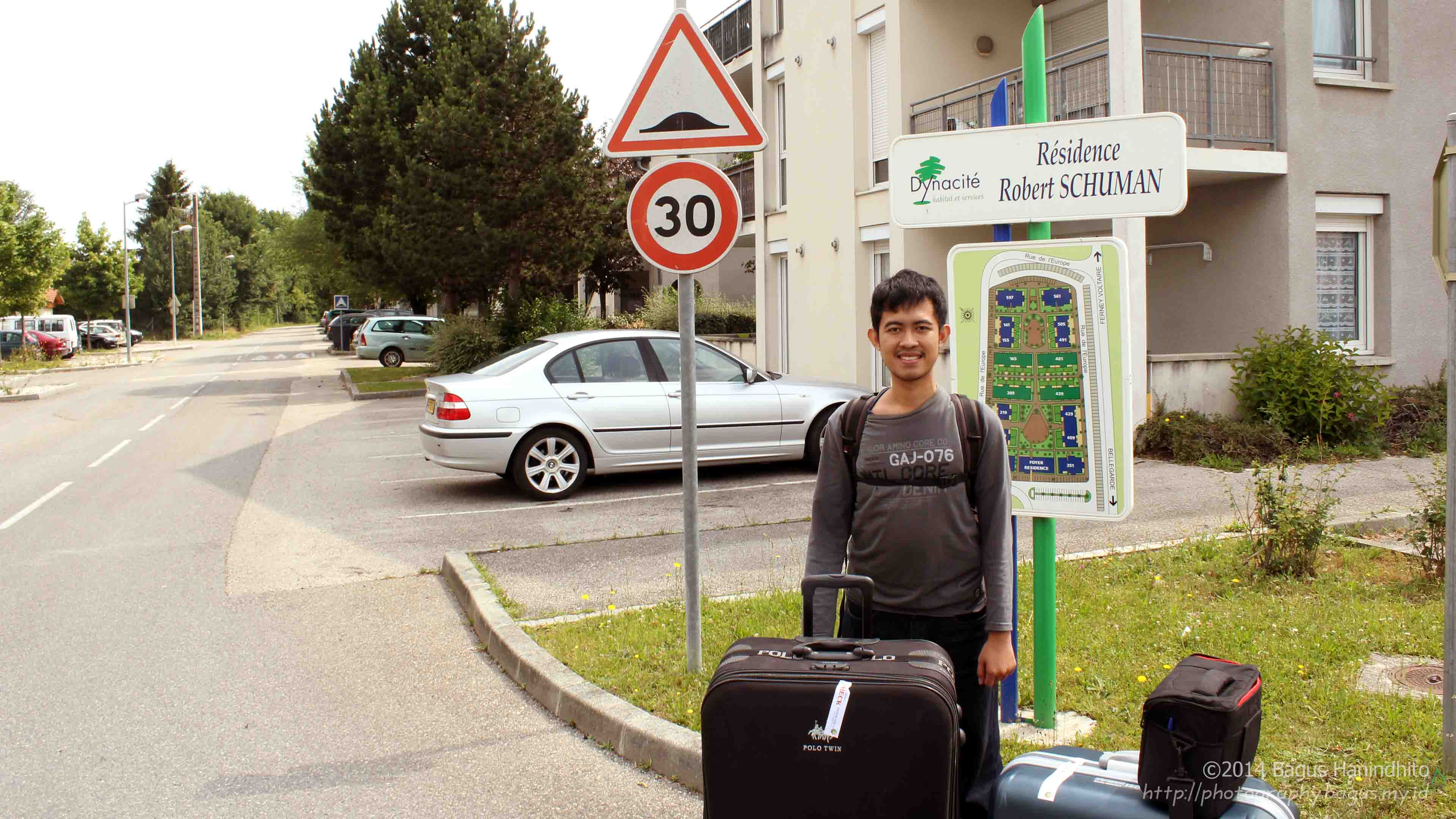 Finally I arrived at CERN Saint Genis Hostel. It was situated in a peace and quite environment with gorgeous landscape.
